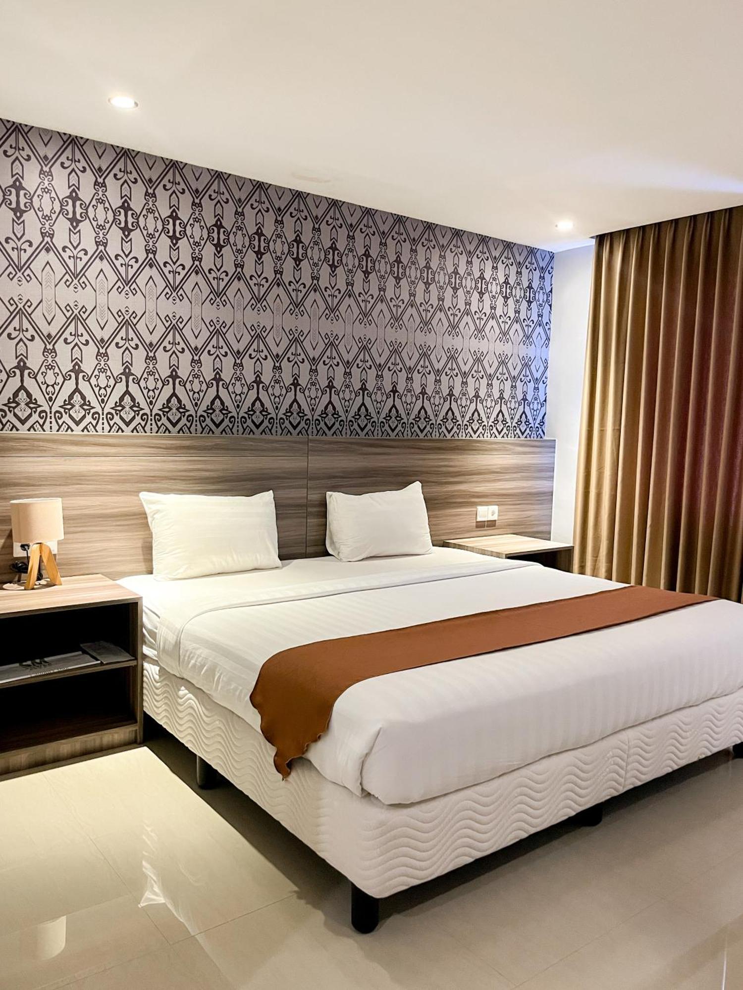 Sm Tower Hotel And Convention Berau Tanjung Redep エクステリア 写真