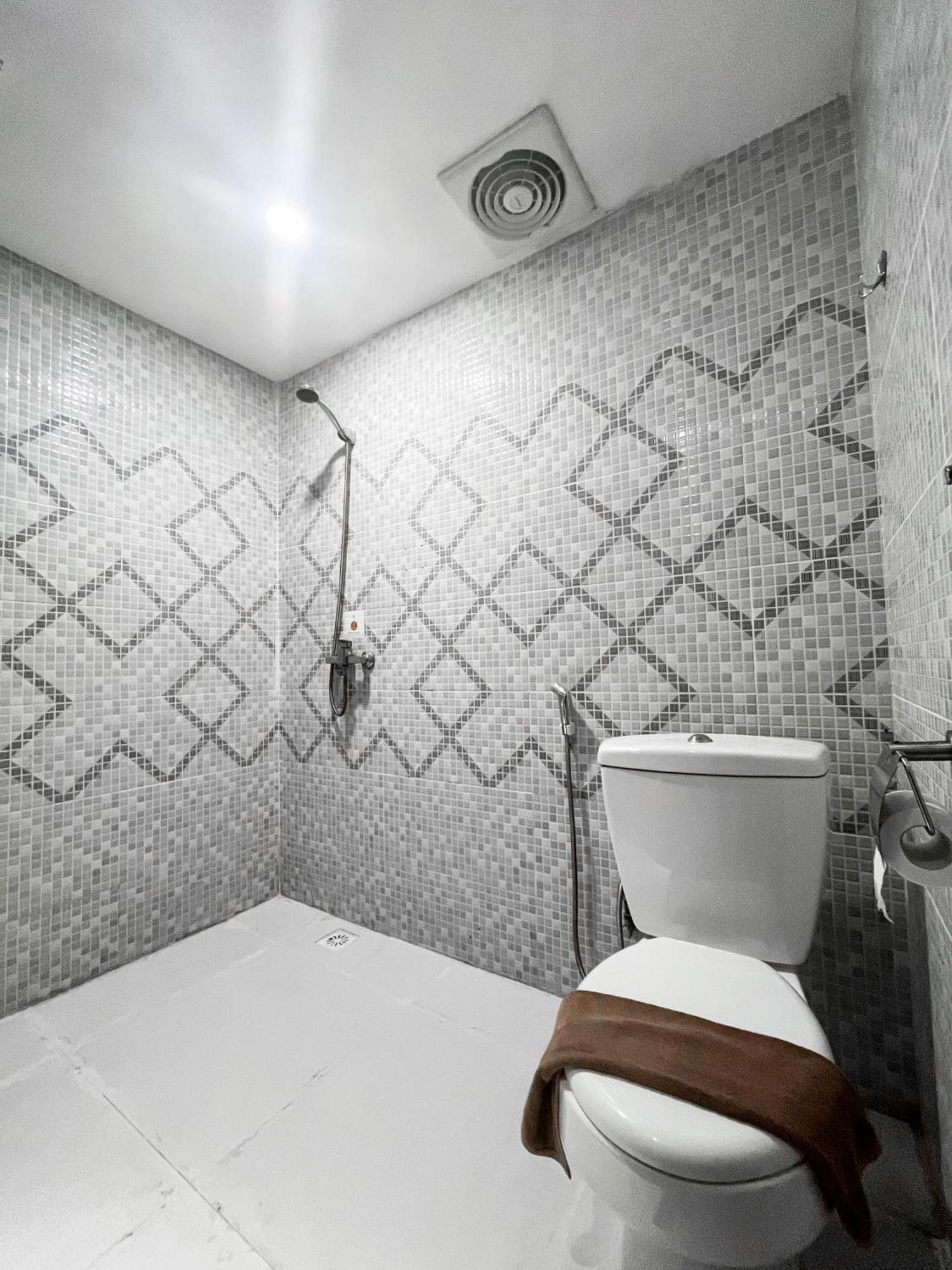 Sm Tower Hotel And Convention Berau Tanjung Redep エクステリア 写真